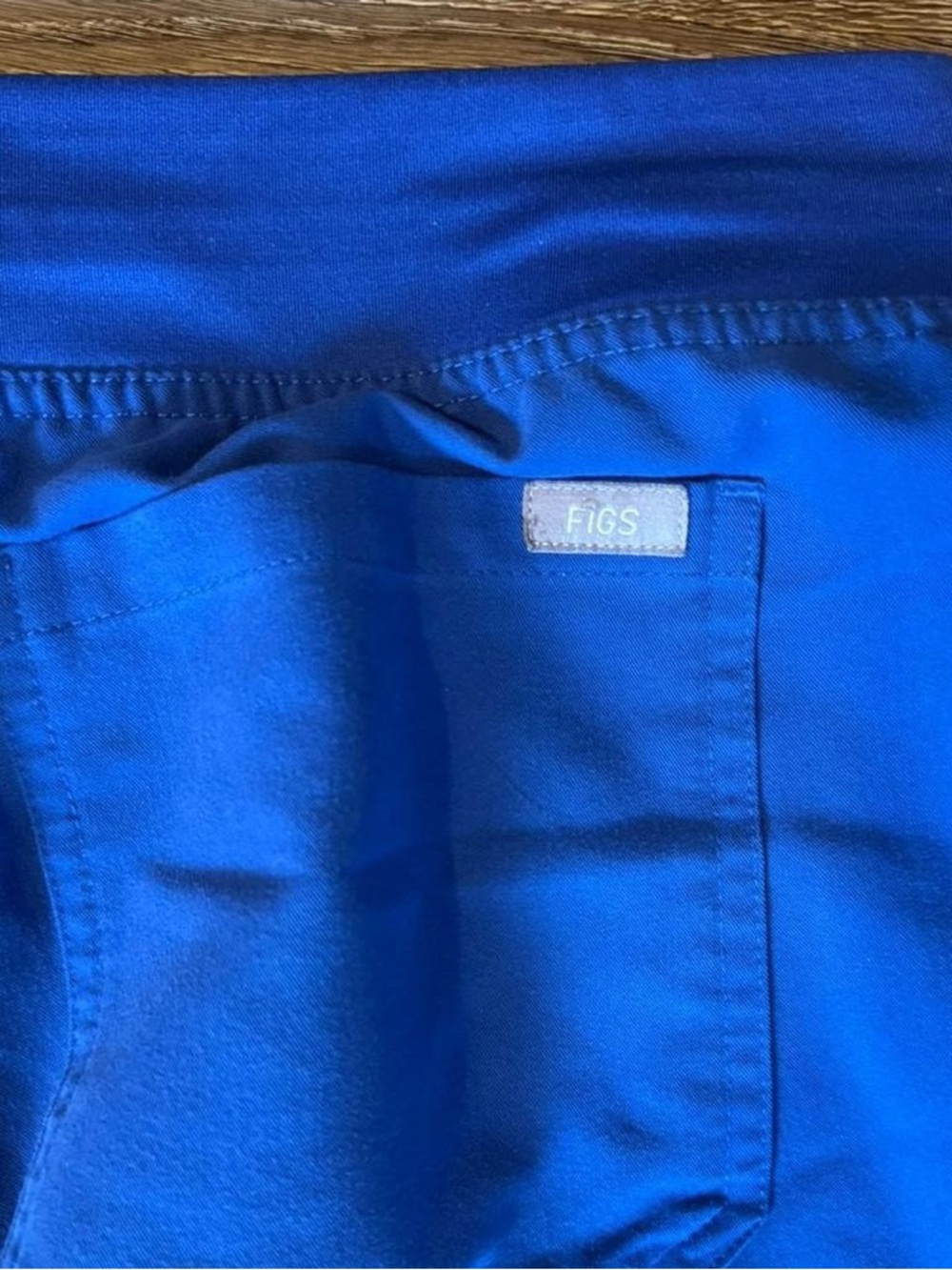 Figs Winning Blue Scrub Pants
Size L 
30 inch inseam - Picture 6 of 7